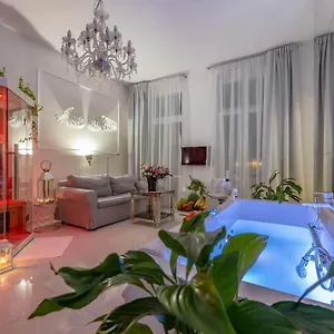 Sensual Sauna&jacuzzi Apartament Poznań